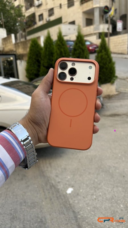 Colourful MagSafe case